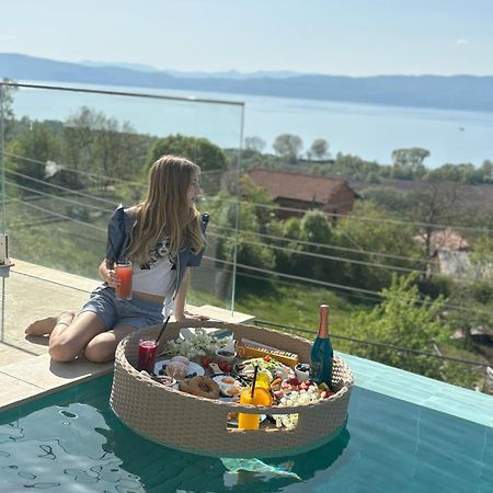 Casa Farmak - 4 Bedroom Lux Apartment With Infinity Pool & Lake View Ohrid Buitenkant foto